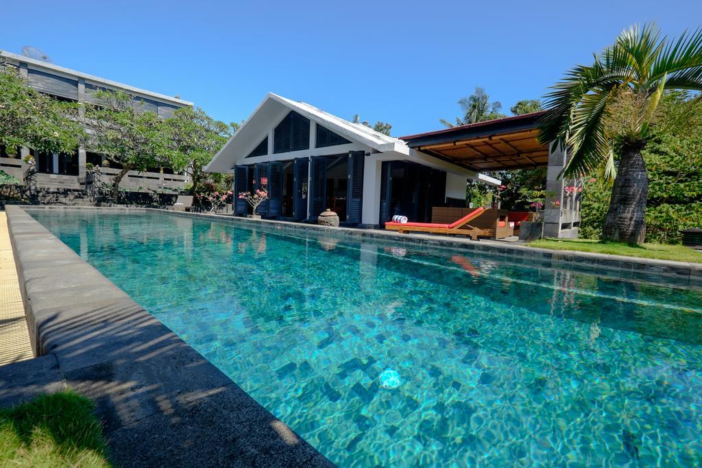 Le Mirage Villa Santai Lovina Buitenkant foto