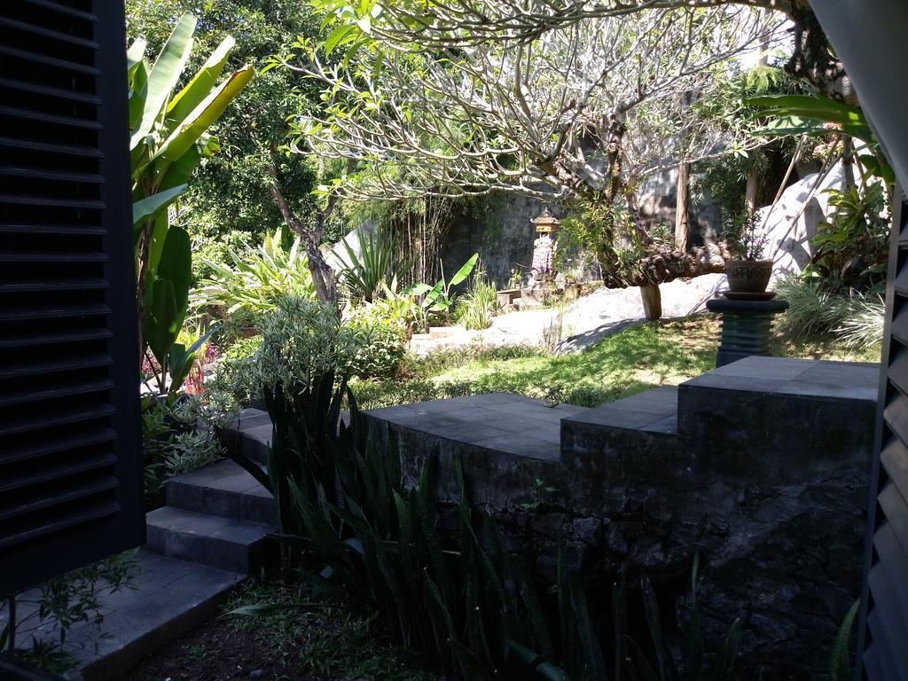 Le Mirage Villa Santai Lovina Buitenkant foto