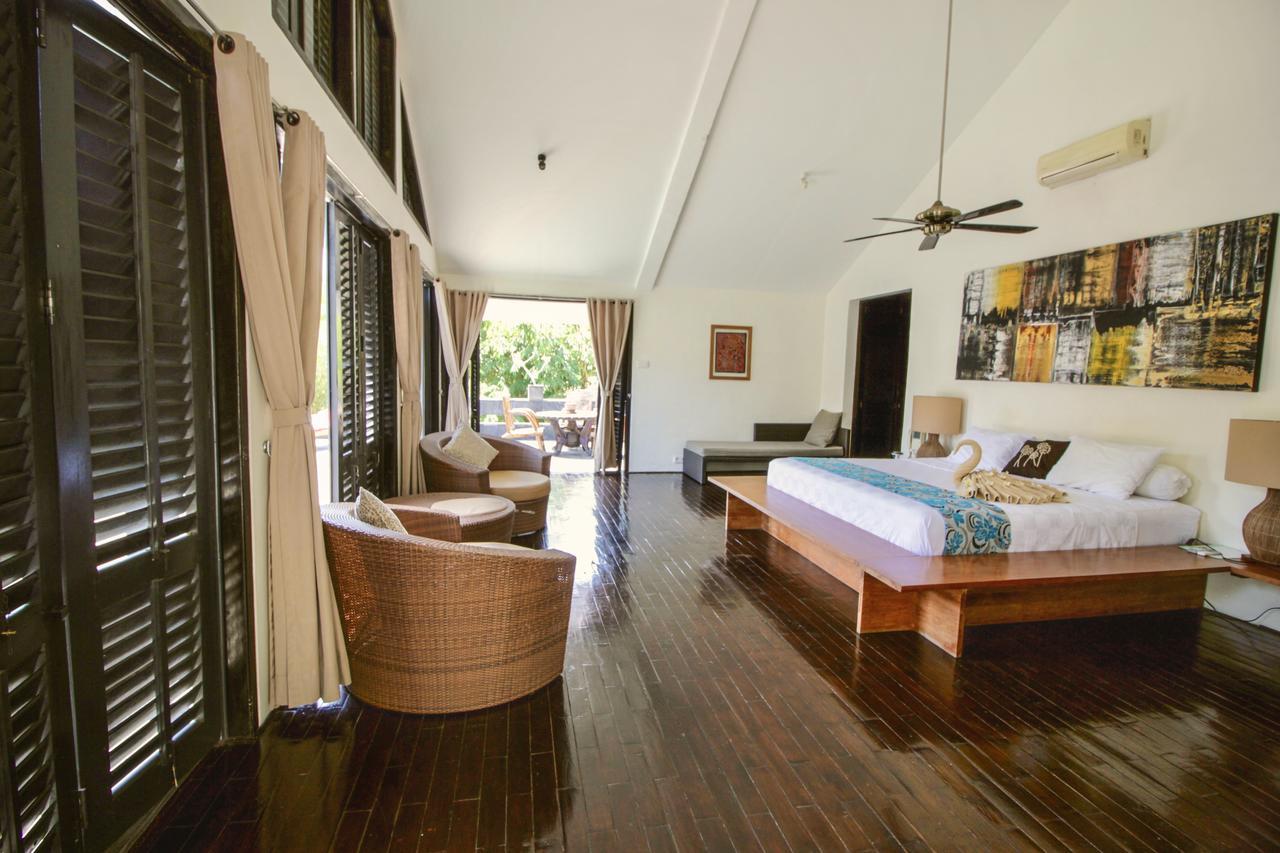 Le Mirage Villa Santai Lovina Buitenkant foto