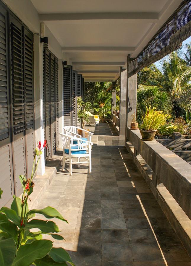 Le Mirage Villa Santai Lovina Buitenkant foto