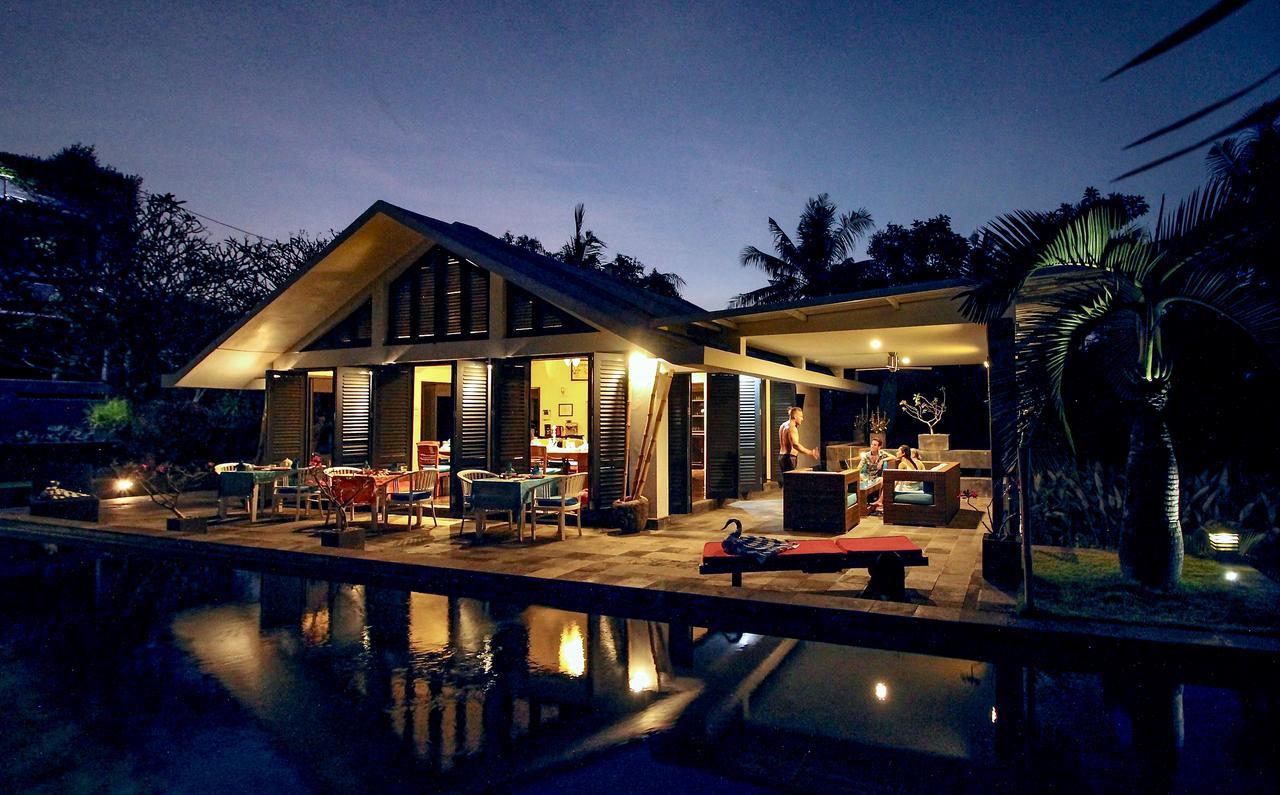 Le Mirage Villa Santai Lovina Buitenkant foto