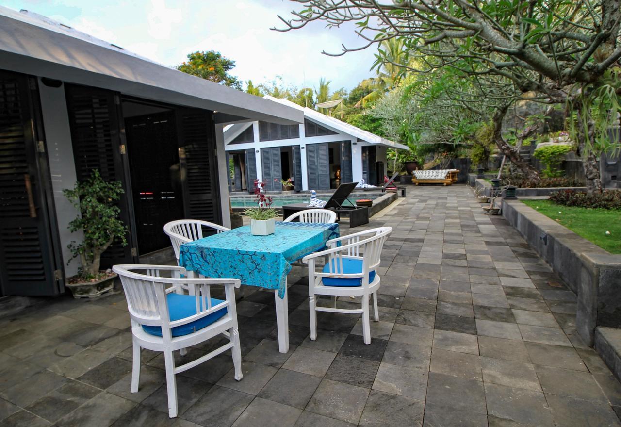 Le Mirage Villa Santai Lovina Buitenkant foto